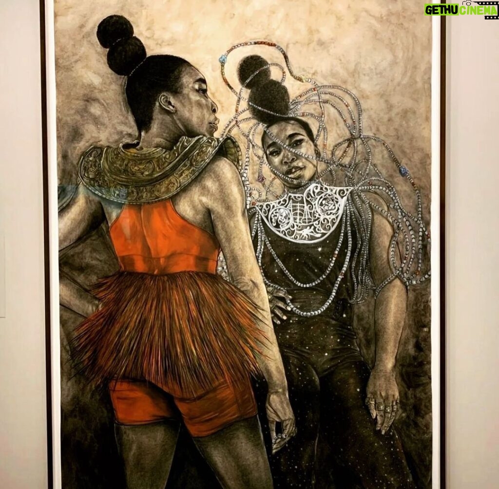 Serena Williams Instagram - To have a picture in the @smithsoniannpg alongside so many historical icons? Mind officially blown 🤯 But to be inducted with your sister? Best feeling ever. Thanks @toyinojihodutola for your vision of having a treasure smile. We need to see more of that. And @robertpruitt what a sensational vision you had of @venuswilliams