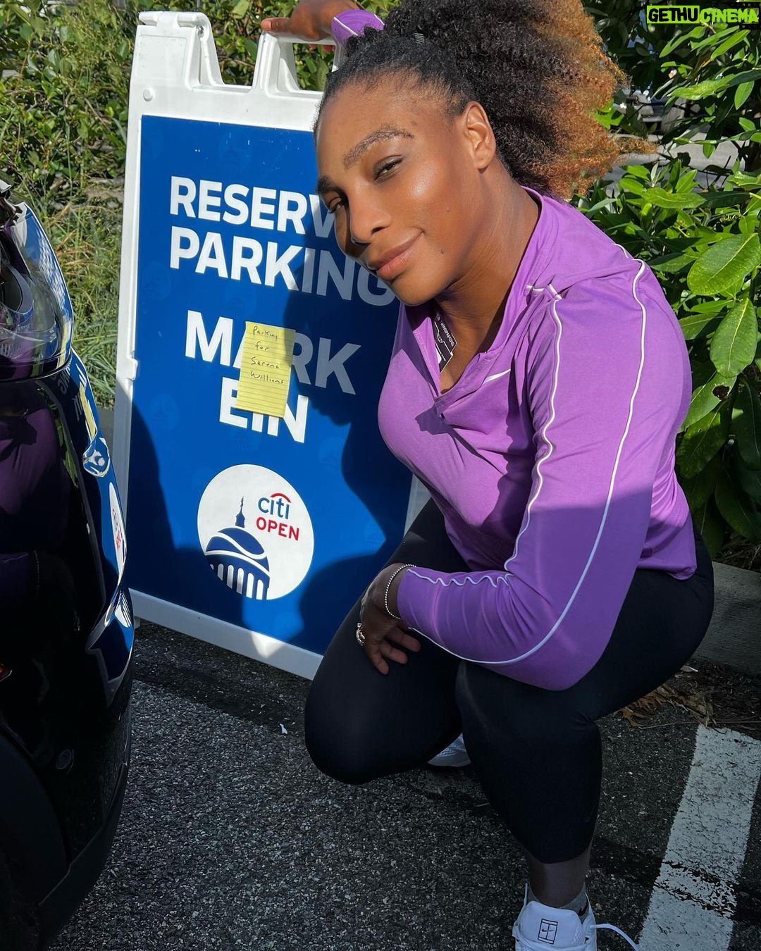 Serena Williams Instagram - Only those closest to me knows that I’m a little mischievous 🤪 🙃 Zoom in…and must slide right. 😛 @markdein1 @cityopen