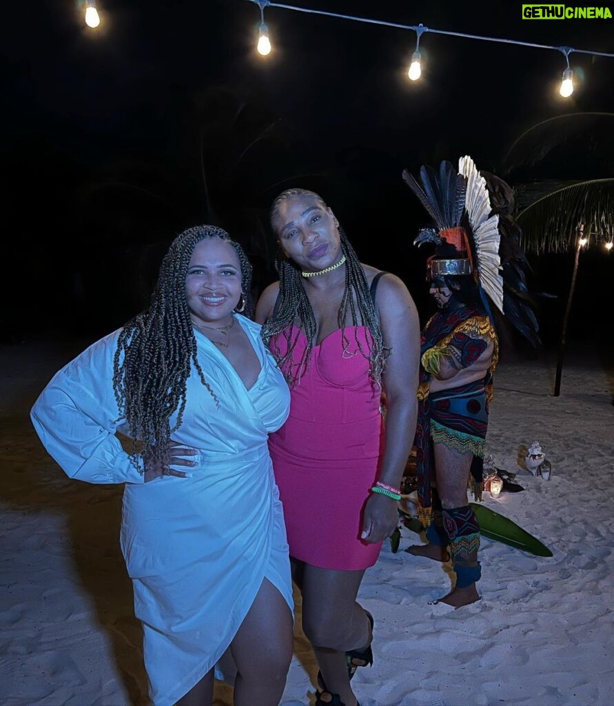 Serena Williams Instagram - About last weekend. Mexico was great. I met fans that sang tea cup songs with me. Saw one of the 7 wonders of the world. But mostly celebrated out bride to be. Even the moon came! All grown up. 🥺🥰@justusssb_ fun thanks @chablemaroma and #chablehotels #Xcaretexpeditions #justusthebride #foundhermainsqueeze #Jutusbridetribe