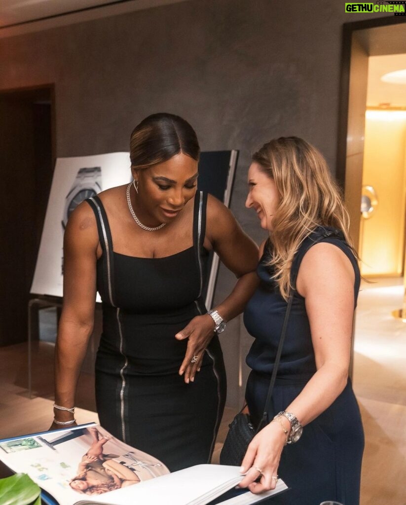 Serena Williams Instagram - What a beautiful evening with @audemarspiguet. This is what I call family. Thank you so much for my beautiful surprise. I still can’t believe you made me cry. #foreverpartner #RoyalOak50Years @assouline