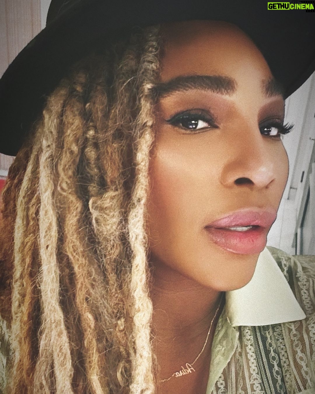 Serena Williams Instagram - This is me leaning into doing my own makeup.