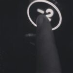 Serhan Süsler Instagram - Bireysel bir eylemdi benimkisi. #weirdo #weird #fun #funnyvideos #funnies #happyfriday #elevateyourmind #cumartesi #creep #saturdaymorning #laughteristhebestmedicine #laughter #buttons #anadolugram #actorslifestyle #actorslife #blackandwhiteisworththefight Başakşehir Kültür Sanat