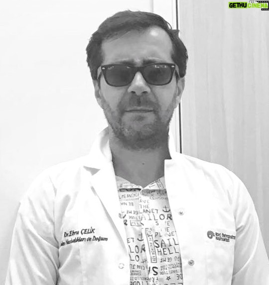 Serhan Süsler Instagram - #doktor #kadınaşiddetehayır #doktorumadokunma #goodvibesonly #actorslife 🤭 Istanbul Province
