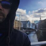 Serhan Süsler Instagram - #zamanıdurdur #allshots #instagermany #düsseldorf #rheinlandpfalz #glühwein #igclubcats #followmeto #istanbulpage #followshoutoutlikecomment #goodvibes #instagram #instagramhub #actorslife #anıyakala @astrojenic #bir #gün #birlikte #gelinsin #yeniyıl #mutlulukyakalanir #mutluolyeter Düsseldorfer Rheinuferpromenade