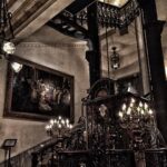 Serhan Süsler Instagram - #steampunktendencies #steampunk @vedat.s.keskin #bundan #yapalım #goodvibesonly #perapalace #antika #mozole #ye #çelenk #koyup #geliyorum #hayatkısa #basıcan #gaza #tiyatro #bağımsızlık #yapar #😇 Pera Palace Hotel