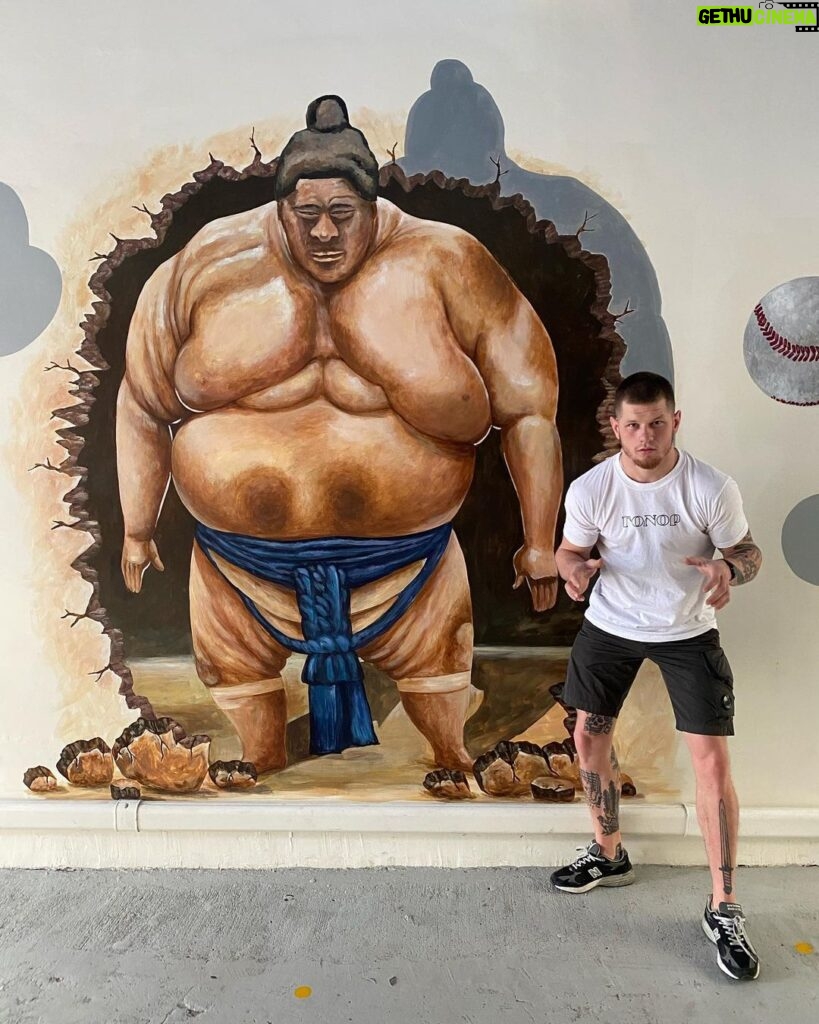 Serhii Filimonov Instagram - Чайнатаун #bahgkok #wrestling #филя Bangkok, Thailand