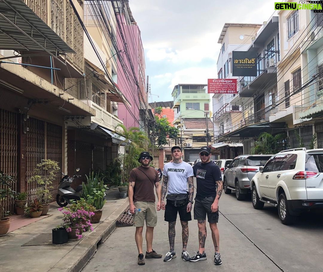 Serhii Filimonov Instagram - Ну вы поняли. #филя #маляр #чучупак # гонор Bangkok, Thailand