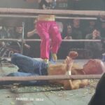 Session Moth Martina Instagram – MOTH vs ROBBO 🍺🩸
#sessionmothmartina #paulrobinson #tntextremewrestling #riseunderground #kumitecombatwrestling #gcw #icwnhb #czw #xpw #iwamidsouth #h2owrestling #circle6 #fmw #ecw #nopeaceunderground #ruthlessprowrestling #bjw #freedoms #bigjapanprowrestling #dmdu #zona23 #deathmatch #deathmatchwrestling