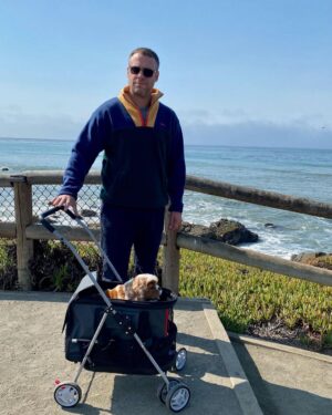 Seth Rogen Instagram - Strollin with the homies.