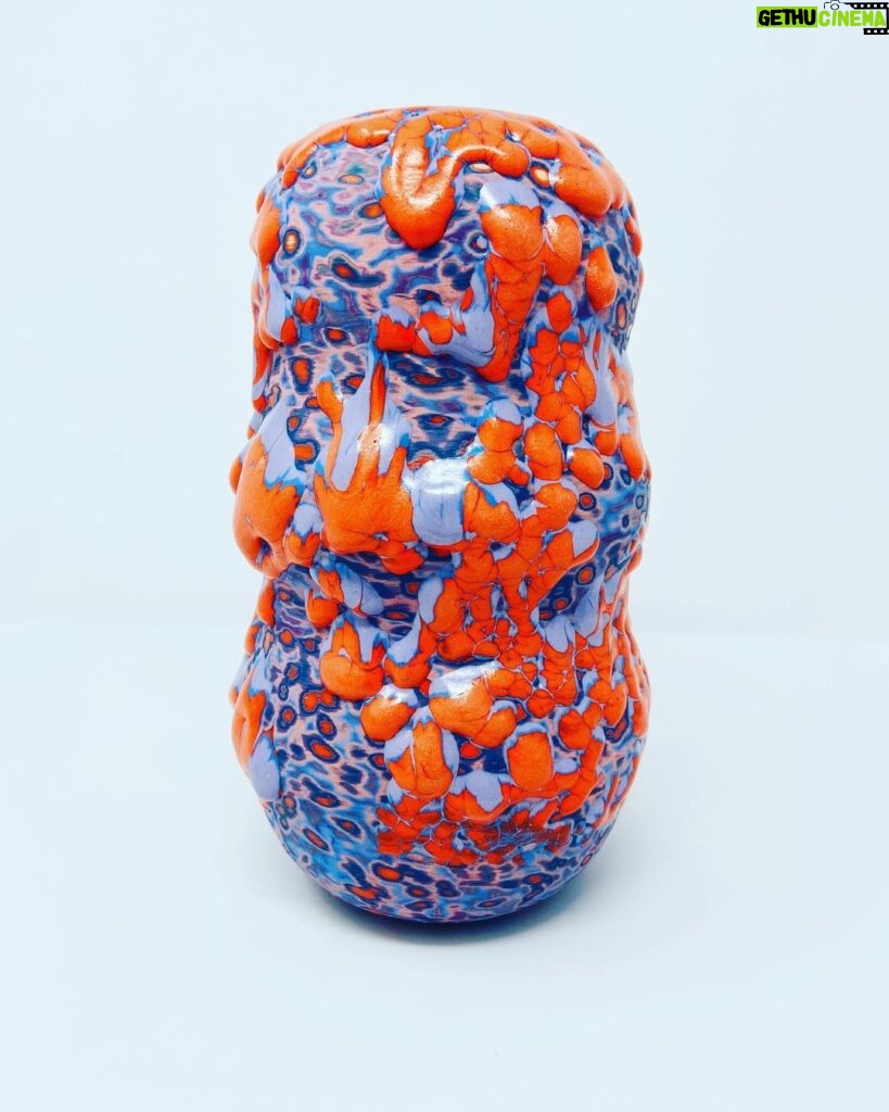 Seth Rogen Instagram - I made this vase.