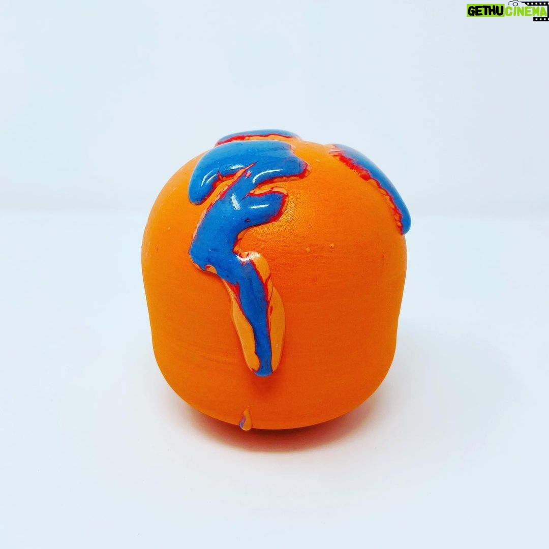 Seth Rogen Instagram - I made this little sculpture. (It’s not a vase I guess because it has no hole.)
