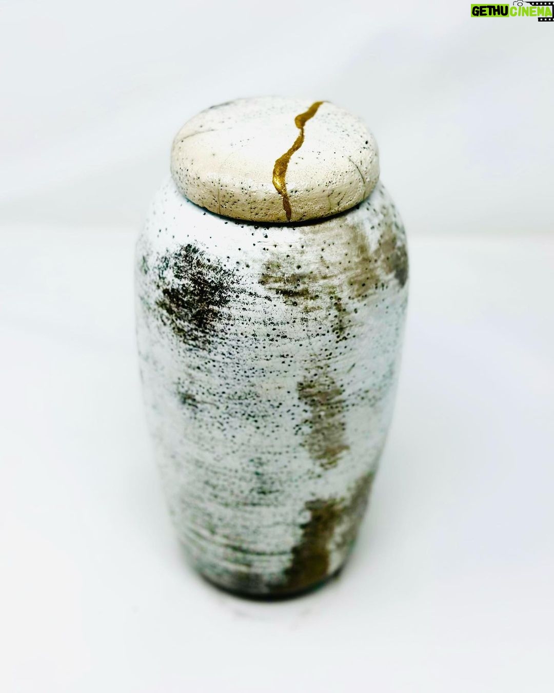 Seth Rogen Instagram - When ceramics break, one can use gold epoxy to mend it. It’s called kintsugi and not only being a pretty on the nose metaphor for making broken things stronger and more beautiful, it’s practical and fulfilling.