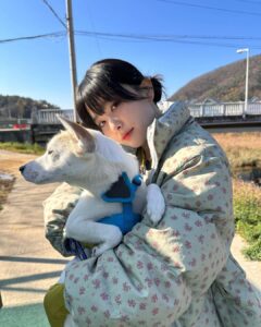 Seulgi Instagram - 애교많고 사랑둥이인 짜장이와 룽지의 가족이 되어주실분을 찾습니다❤️ ❤️ #동물농장