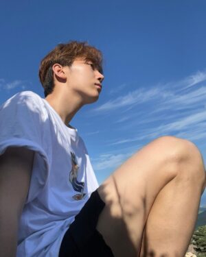 Seungkwan Instagram - bon voyage👋