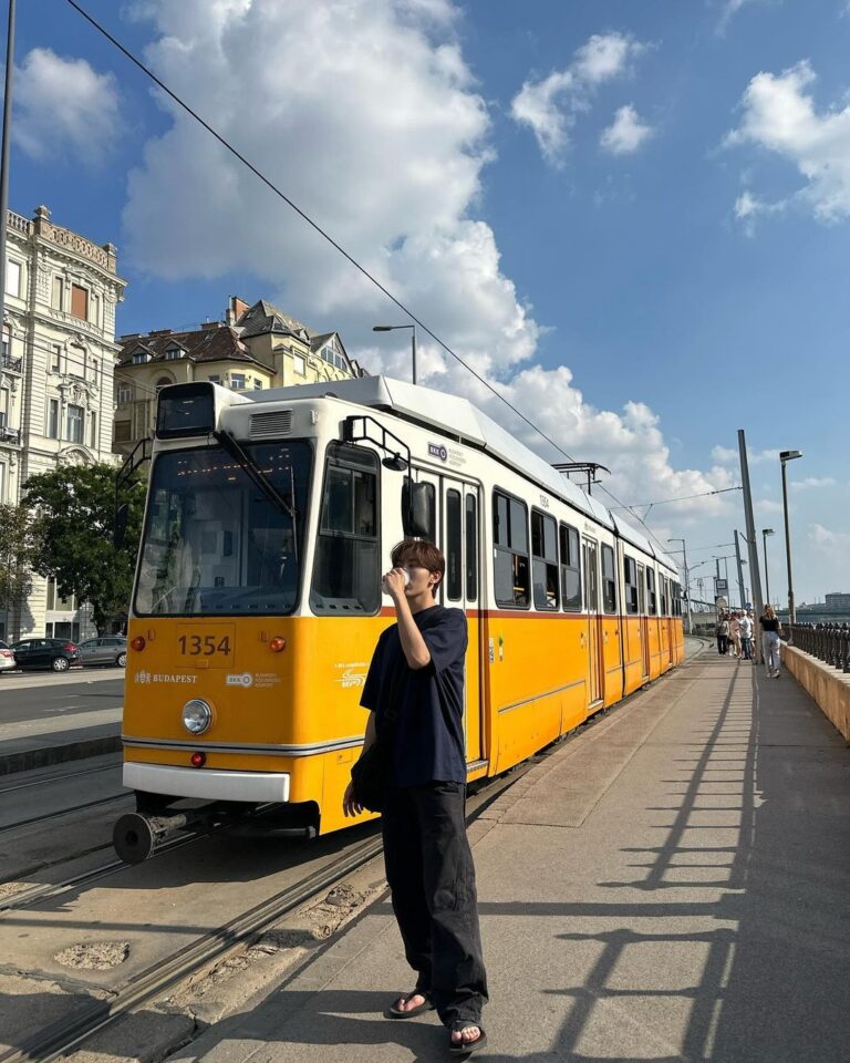 Seungkwan Instagram - Boodapest Budapest, Hungary