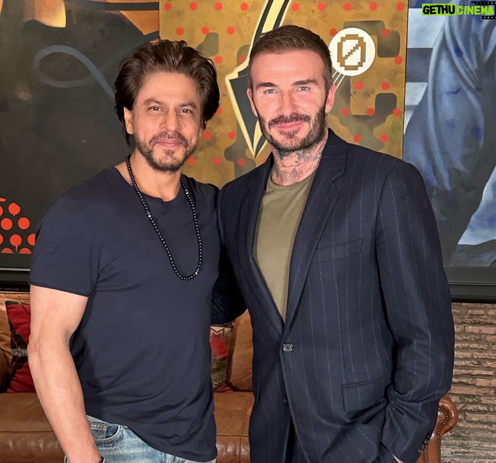 Shah Rukh Khan Instagram - Last nite with an icon…and an absolute gentleman. Have always been a big admirer but meeting him and seeing how he is with kids made me realise that the only thing that out does his football is his kindness and his gentle nature. My love to your family. Be well and happy my friend and get some sleep….@Davidbeckham
