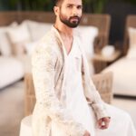 Shahid Kapoor Instagram - HAPPY DIWALI 🪔