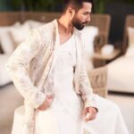 Shahid Kapoor Instagram – HAPPY DIWALI 🪔