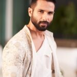 Shahid Kapoor Instagram - HAPPY DIWALI 🪔
