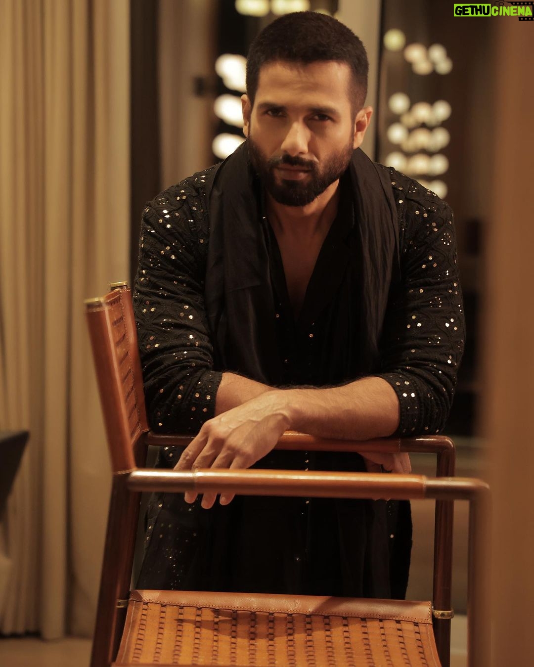 Shahid Kapoor Instagram - Mauja Hi Mauja 💥💯