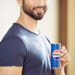Shahid Kapoor Instagram - Iss dil ki pyaas kabhi bujhi nahi. Aaj bhi…Yeh Dil Maange More! 💙 @pepsiindia #YehDilMaangeMore #ComingSoon #StayTuned #AD