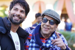 Shahid Kapoor Instagram - To the OG evergreen SUPERSTAR in every MAUSAM happy birthday @aapkadharam sir.