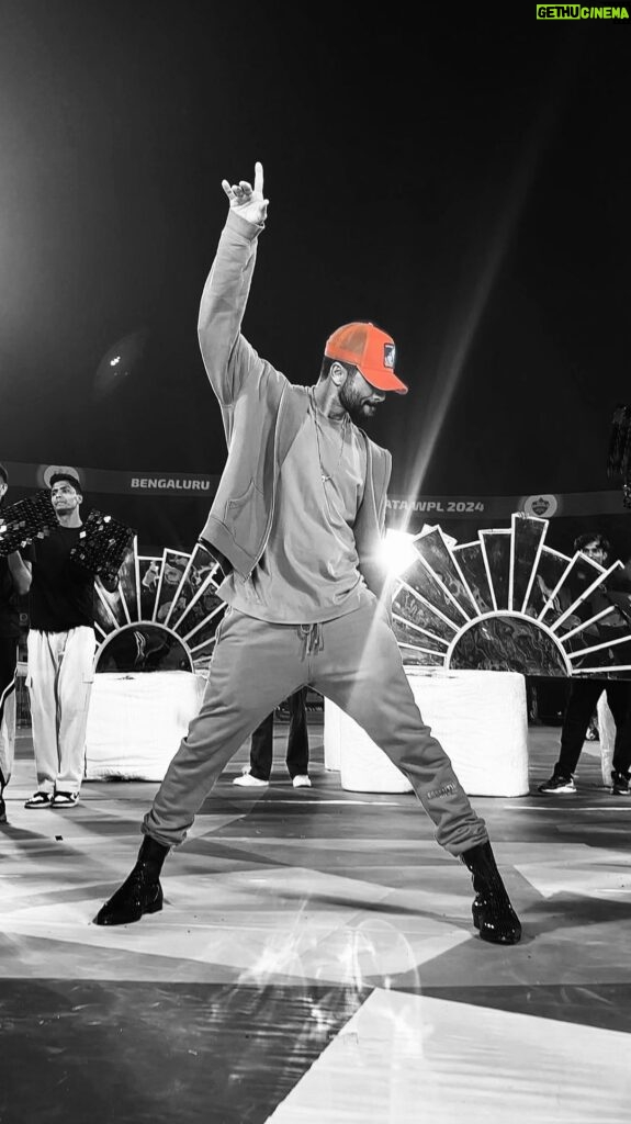 Shahid Kapoor Instagram - The @wplt20 is finally here and I’m proud to be performing in Bengaluru for the opening ceremony 💥🏏😄