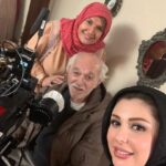 Shahin Taslimi Instagram - یکروز کار در کنار هنرمند محبوب نیوشا ضیغمی وجناب ملکی سلطان فیلم بردار #شهین_تسلیمی #نیوشاضیغمی #بازیگر #بازیگران #ملکی #فیلم #سینمایی