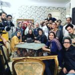 Shahin Taslimi Instagram - پشت صحنه سریال ۸۷متر تولد شهین تسلیمی سور پرایز شدم باجناب # کیانوش عیاری # ودوستان عزیزم