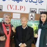 Shahin Taslimi Instagram - در کنار دکتر الهی قمشه ای بزرگوار و شیما افسری عزیز .خیریه بهنام دهش پور💚 #بازیگران_زن #سینمای_ایران #سریال_ایرانی #موفقیت #شهین_تسلیمی #شیماافسری #الهی_قمشه_ای #خیریهبهنامدهشپور #بهنامدهشپور #مهربانی Tehran, Iran