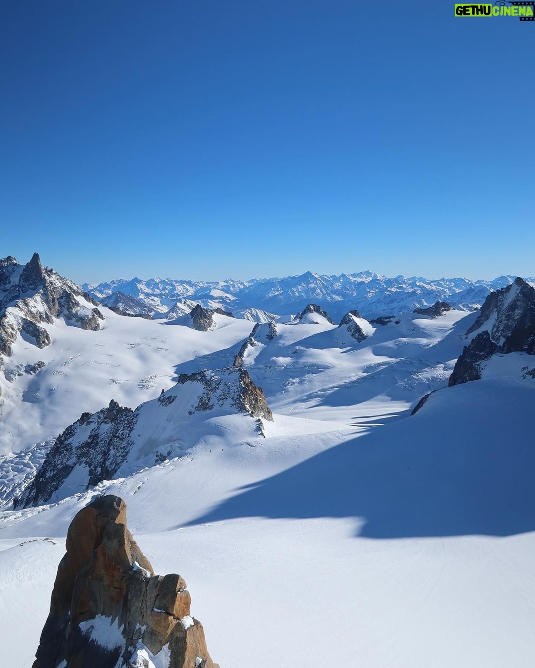 Shalom Brune-Franklin - 1.5K Likes - I may have had to choose between operating my camera or feeling my fingers, but wow it was worth it. It’s always magic hour on Mont-Blanc 🏔❄️