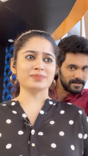 Shambhavy gurumoorthy Instagram - Suntv seithigalukaga sukumaran😁😁