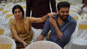 Shambhavy gurumoorthy Instagram - Happy 2nd year anniversary to the beautiful girl who made my last two years the most beautiful time, be together forever, my Kannamma ❤️🧿

#samandprasi #weddingday #anniversary #husbandandwife #weddinganniversary #bestdayever #lifeforever #wife #instagood #instafamous #instalike #actress #trending #trendingcouples👫 #trendingpost #instapost #youtuber