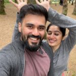 Shambhavy gurumoorthy Instagram – Falling for you every second 🐼❤️!!!

#samandprasi #trending #instagood #instadaily #trendingpost #myhappyplace #momentstobecherished #couplegoals #couple #tamilcouple Tree Park , Ooty
