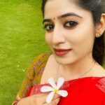 Shambhavy gurumoorthy Instagram – 🌺

#samandprasi #trending #weekend #shoottime #selflove #selfie #sadhana #sadhanaserial #instagood #instadaily #instamood #evening #weekendvibes #workhard #work #happysunday