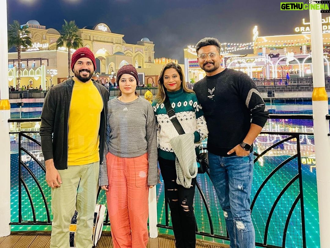 Shambhavy gurumoorthy Instagram - “Winter warmth with lifelong friends in the heart of Dubai. Grateful for these moments. 🌟 #DubaiNights #ReunionJoy” #samandprasi #friends #reunion #dubai🇦🇪 #vacationtime #friendsmeet #winter #dubaitimes #trending #trendingcouples👫 #schoolfriends #besttimes #memories #happylife Dubai, United Arab Emirates