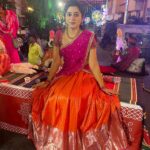 Shambhavy gurumoorthy Instagram - அறுவடைத் திருநாள் பொங்கல் நன்னாளில் தமிழர்கள் வாழ்வில் அன்பும் அமைதியும் நலமும் வளமும் பெருகட்டும்💫. Costume designed by : @thorkal_couture_official #samandprasi #pongal #pongalcelebration #tamilactress #tamilarthirunaal #trending #trend #instagood #instadaily #instamood #festival #festivewear #festivalvibes #suntv #illakiyaserial #saregama #happysankranti #nature #positivity Chennai, India