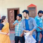 Shambhavy gurumoorthy Instagram - Fun reels with my bro’s @rafikshaa_actor @rameshbhuvanagiri #telugureels #trendingreels #trending #comedyreels #instagood #sadhanaserial #geminitv #instareels #instamood #funnymemes #tamilserial #tamilcinema #telugumovie #telugumemes #teluguactress #telugucomedy