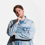 Shane Dawson Instagram - First time I’ve had my picture taken in a long time and I didn’t even have a panic attack :) Thank you @colbyy for making me feel so comfortable ❤️ I call these pics “my submission to host Ellen”. Ps. New Podcast this Monday! See u there!!