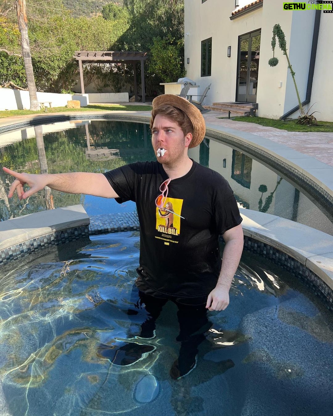 Shane Dawson Instagram - I don’t want to worry my family, it just happens.