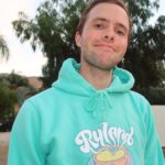 Shane Dawson Instagram - I like having his name on my chest so the zero people that hit on me know that I’m taken. 💪🏻🐷👍🏻 New Ryland hoodie and pink pig cup up now on my merch site! (link in bio) ❤️