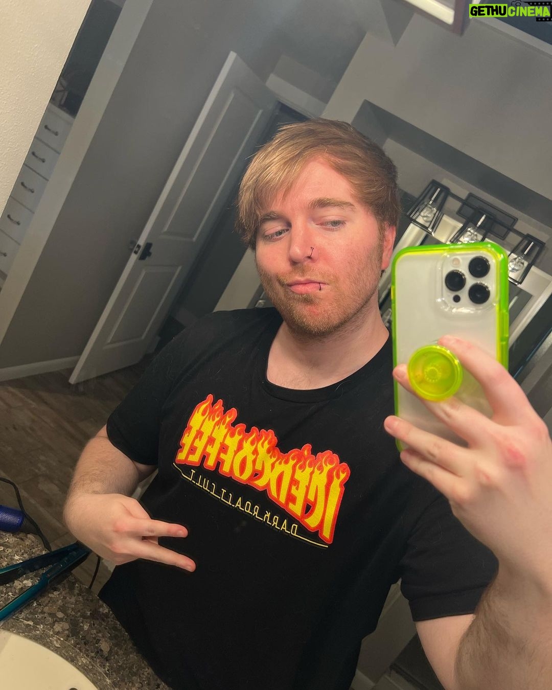 Shane Dawson Instagram - RawRR❤️🔥🖤⛓2008 was a fever dream (New Emo Pod Ep Coming Monday)
