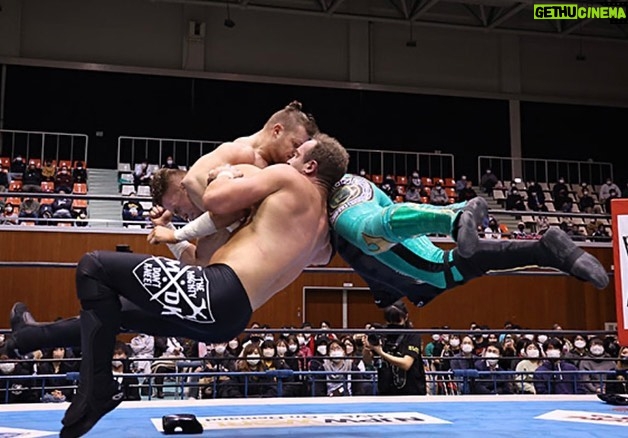 Shane Veryzer Instagram - He's gonna! He's gonna!! BUUUUUST!!!! #tankbusta #tmdk