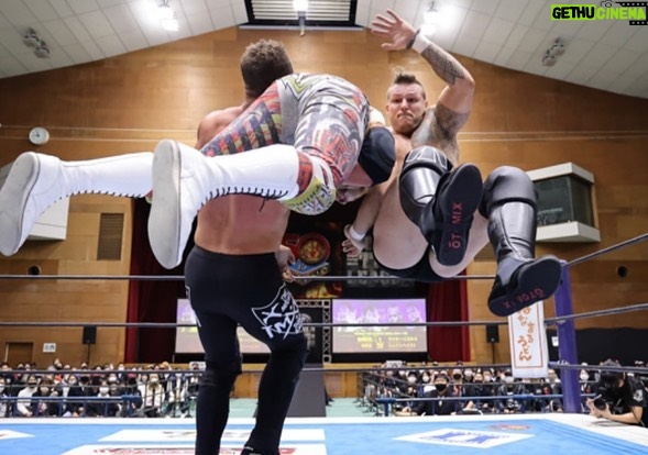 Shane Veryzer Instagram - He's gonna! He's gonna!! BUUUUUST!!!! #tankbusta #tmdk