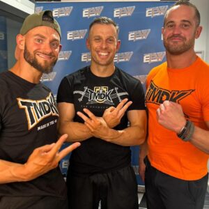 Shane Veryzer Instagram - TMDK fightin round the world.