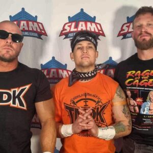 Shane Veryzer Instagram - TMDK fightin round the world.