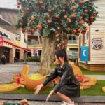 Shang-Fei Wang Instagram - 過年要到了🫶 我跟荳荳先預祝大家新年快樂～🐶 Shoes @amaitw