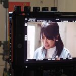Shang-Fei Wang Instagram - 「關於開心鬼」 曼柔 一個敢衝敢撞追求自己夢想的女孩 跟大學畢業的我很像 心理壓力肯定很重 演藝圈的不確定太大了 什麼時候可以拿到自己喜歡且適合的角色 什麼時候可以有個穩穩的收入 這都是要進入演藝圈前必須做好的心理準備 但，曼柔很棒的是 她不畏懼，她的核心目標就是 「闖出一片天讓自己的家人驕傲」 她相信總有一天一定會有人看見她的存在。 文俊也成為彼此間的重要人物 這樣的一來一往 這樣堅定的友情跟助力 讓彼此都完成自己的心願跟目標。 「文俊曼柔」是個比愛情還更偉大的友情 無堅不摧 誰給欺負曼柔 文俊就會來找你了🤣 哈哈哈哈哈 #開心鬼 #緯來電影台