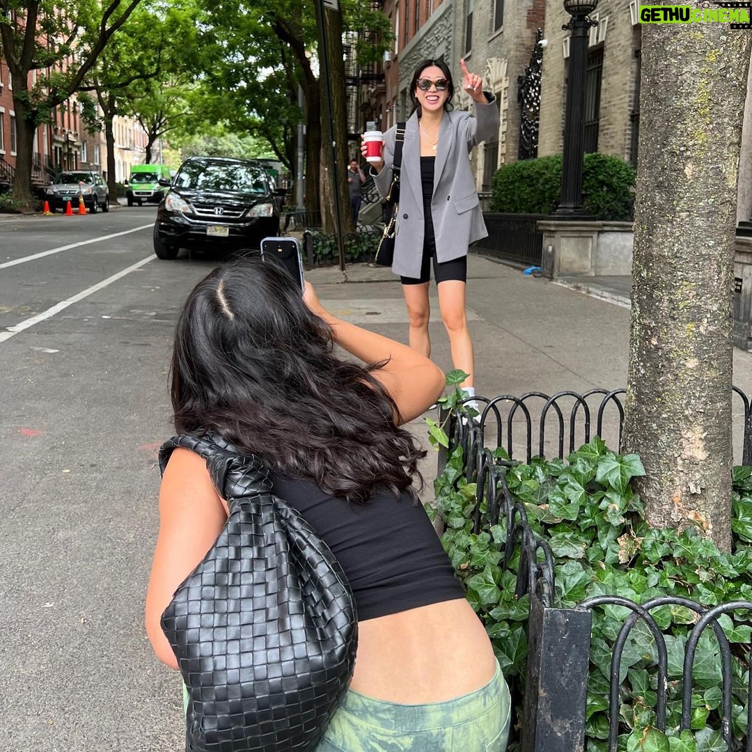 Shannon Dang Instagram - Shan in The City 🌃🤍🗽☕️ New York City