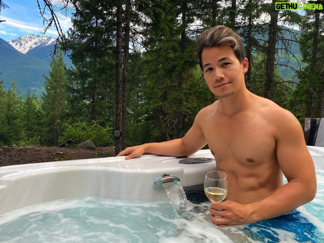 Shannon Kook Instagram - A full heart, and glass of Riesling, watching the sunset & 1st full moon of the Summer. This was the last Supermoon of the year. Some say it symbolizes a time to reward yourself for the hard work you've put into your life, relationships, and career. A reset at this magical cabin under a galant Strawberry Moon could not have felt more perfectly timed. What an absolutely divine getaway this was. Joffre Creek Cabins